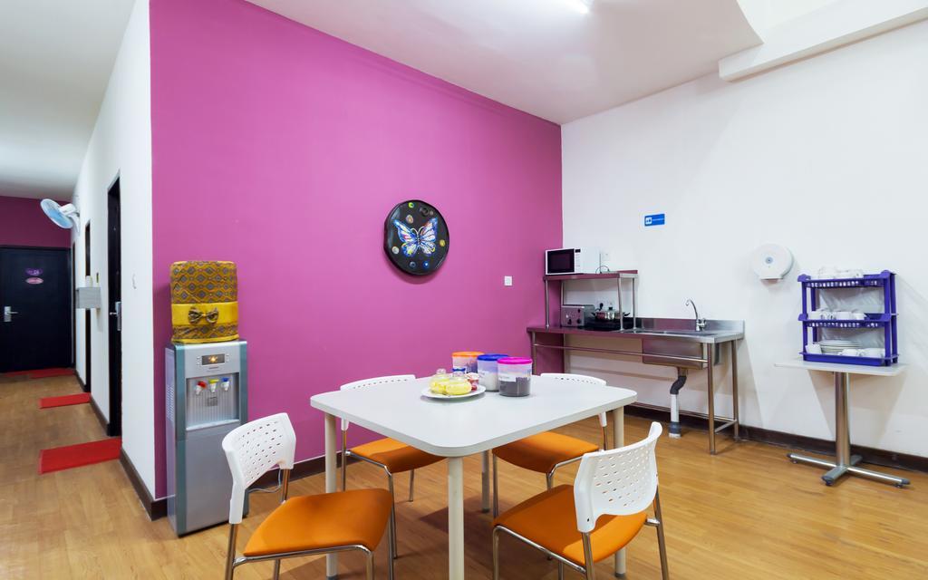 Cx Hostel Kuta Raya Exteriér fotografie