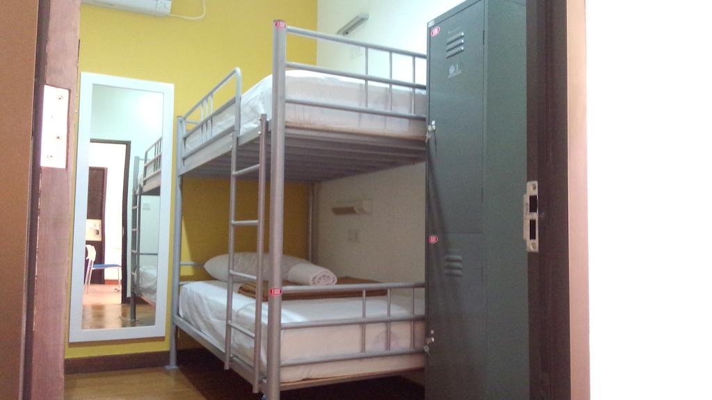 Cx Hostel Kuta Raya Pokoj fotografie