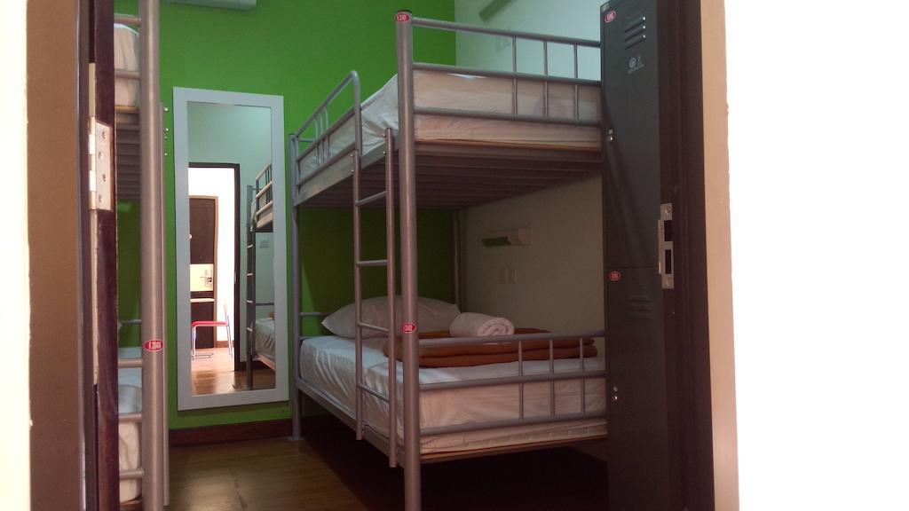 Cx Hostel Kuta Raya Exteriér fotografie
