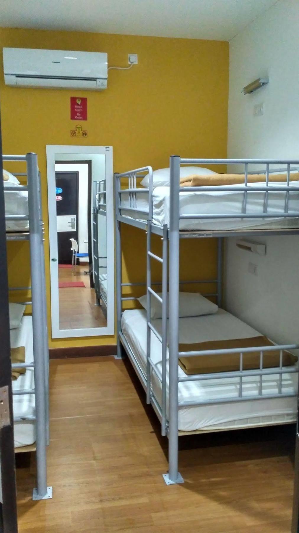 Cx Hostel Kuta Raya Exteriér fotografie